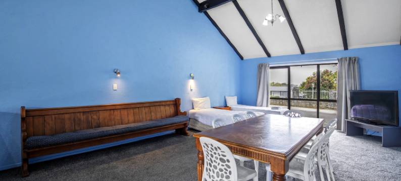 奥克伍德庄园汽车旅馆(Oakwood Manor Motor Lodge)图片