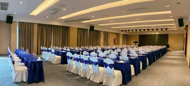 希尔曼精品酒店(威海站)图片