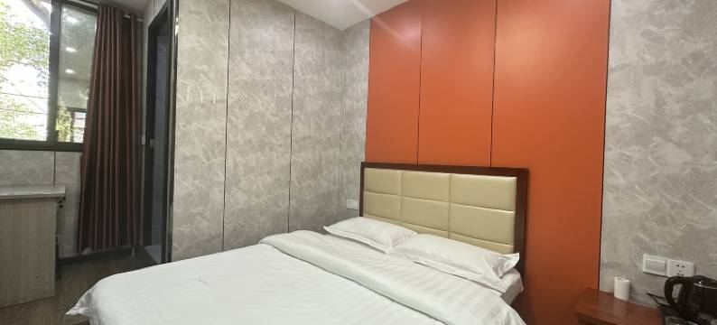 南昌开心宾馆(一附院店)图片