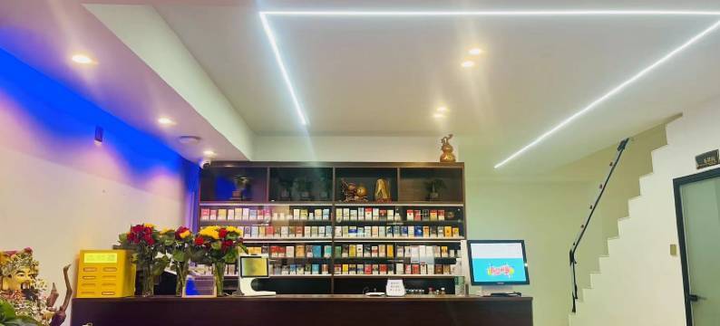 亚禾酒店(青岛台东地铁站步行街店)图片