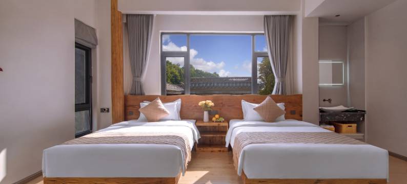 山屿居温泉客栈(和顺古镇店)图片