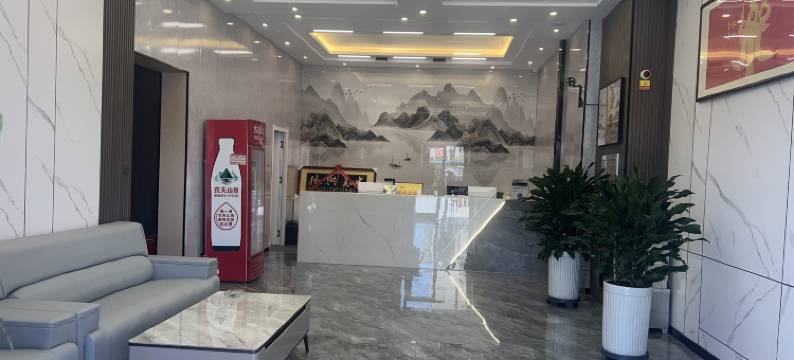 库尔勒宝家精品酒店(孔雀河店)图片