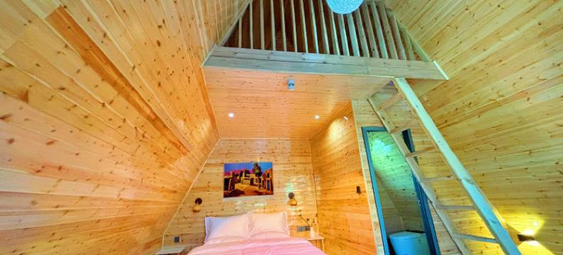 溪畔民宿(吐鲁番葡萄沟风景区青蛙巷店)图片