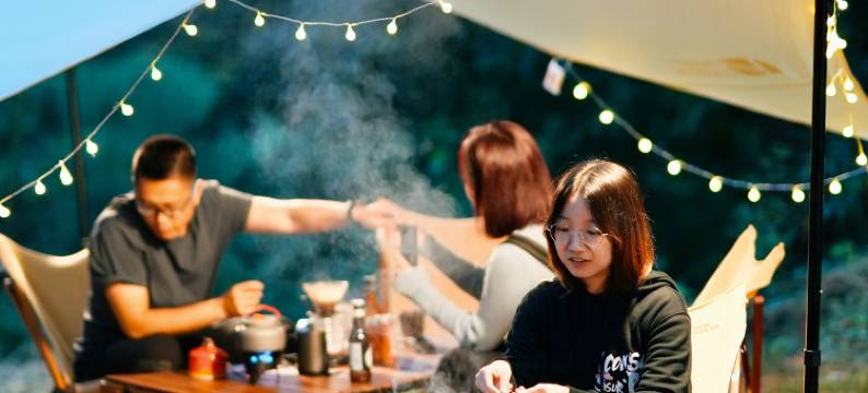 北京黄花城水长城探险公园木屋图片
