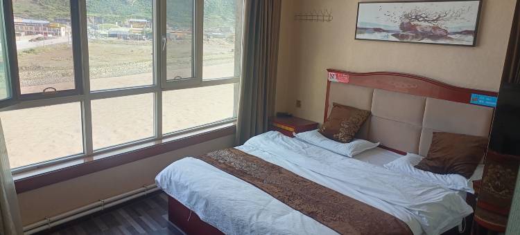 杂多县雪山商务宾馆图片