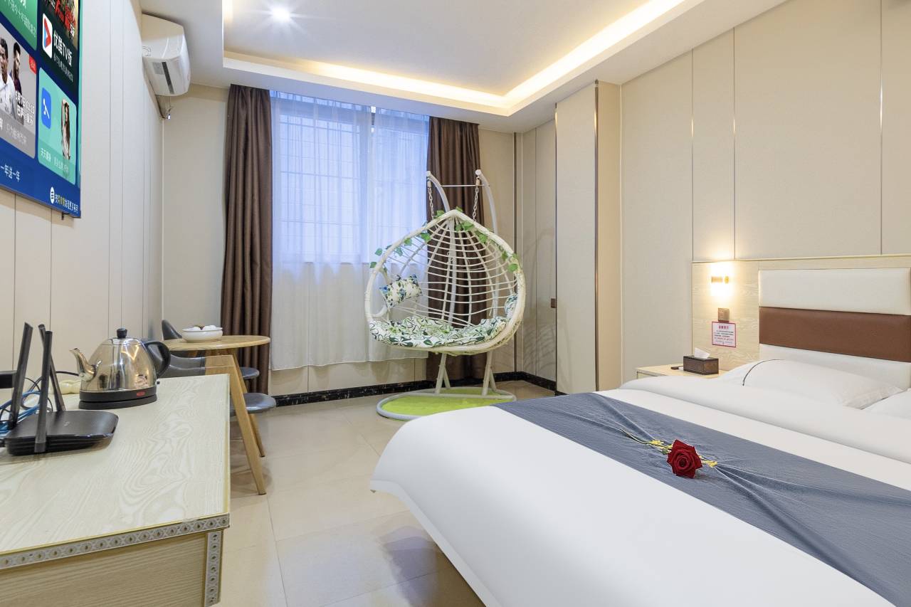 潮州新泰安名居(体育馆店)