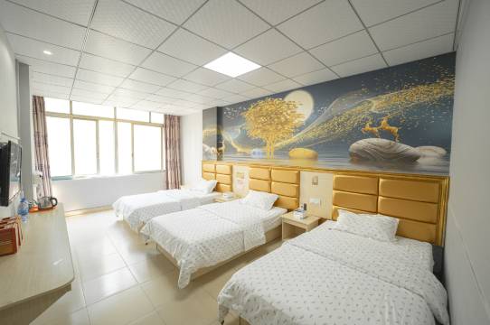 金悦民宿(罗定汽车站店)