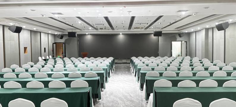 明华大酒店(阿克苏金兰广场天百时尚购物中心店)图片