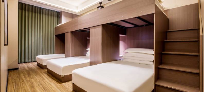 英豪电竞酒店图片