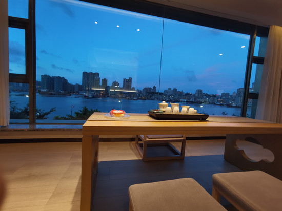 金名海景公寓(珠海湾仔口岸国际会展中心店)
