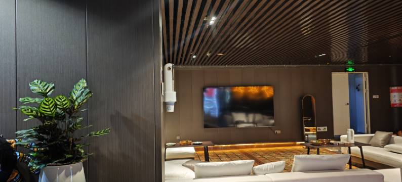 草野自由青年旅社(景德镇人民广场陶阳里景区店)图片