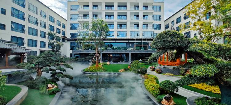 大理鑫鹤茂御酒店(鹤庆客运站店)图片