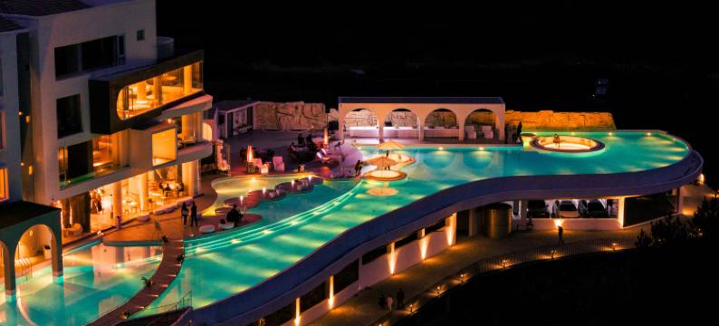 屿言·悬崖湖景美宿图片