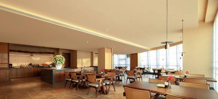 温州南站银泰百货亚朵酒店图片