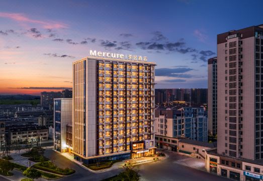 泰州泰兴未来城美居酒店外景图