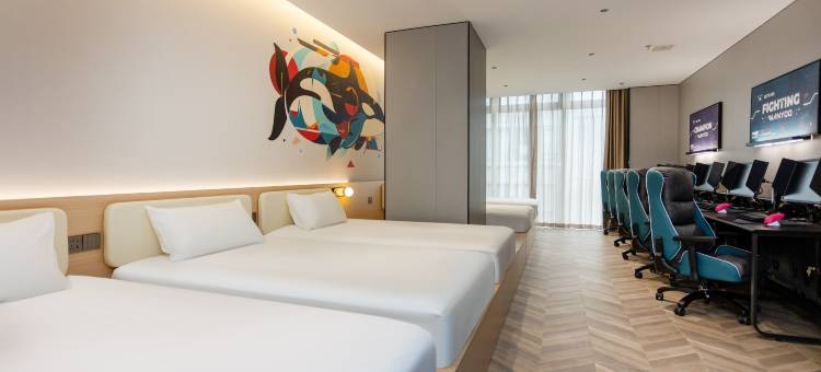 网鱼电竞酒店(上海环宇城真如地铁站店)图片