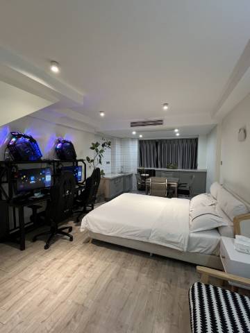 傲枫电竞民宿(襄阳泛悦mall店)