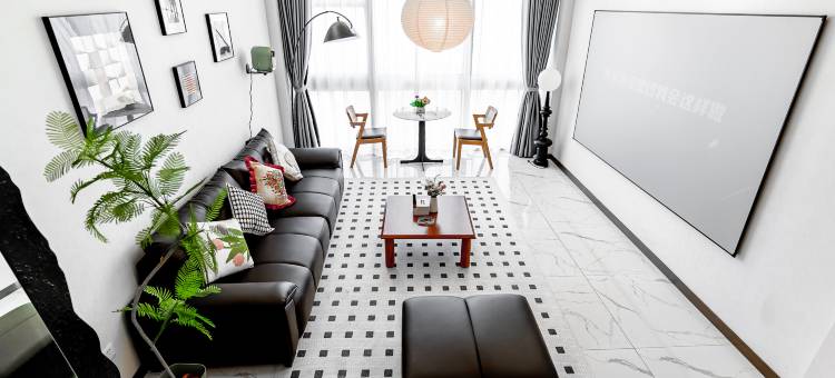 伴与久江畔复式公寓民宿(孙文西路步行街兴中广场店)图片