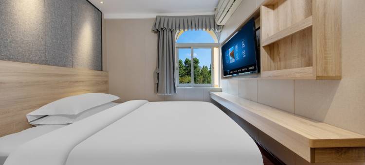 文星酒店(广州华南师范大学石牌校区华景路地铁站店)图片