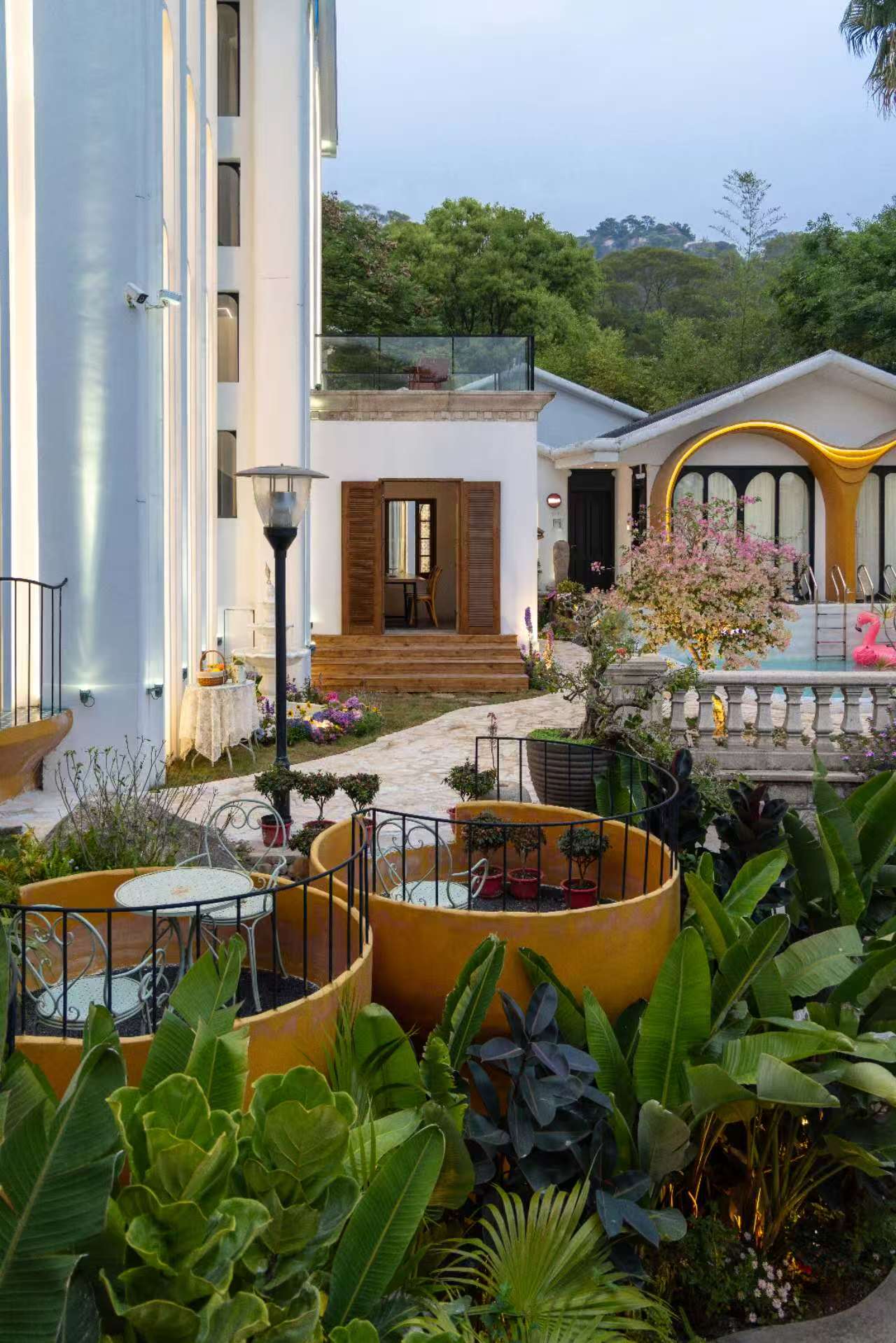 Xiamen Avana Hotel (Huandao South Road Zengcuo'an)Over view