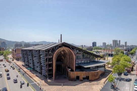 景德镇亦居欢朋酒店(人民广场陶阳里店)图片