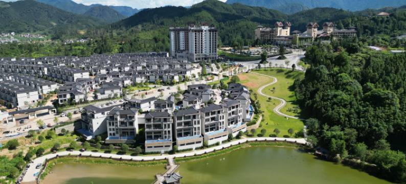 贺州西溪森林悦泉居温泉酒店图片