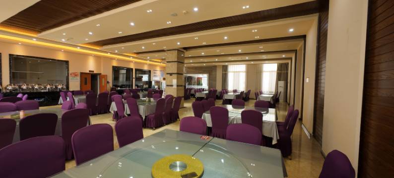 夜鸣沙酒店图片