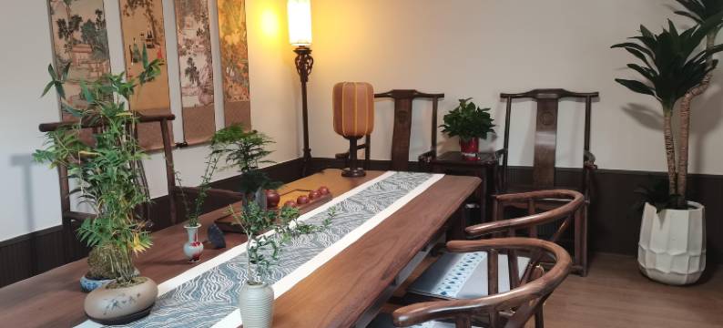 墨色云间酒店(开封万岁山武侠城宋都皇城旅游度假区店)图片