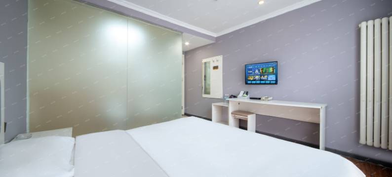 华彩酒店(财富中心秦隆步行街店)图片