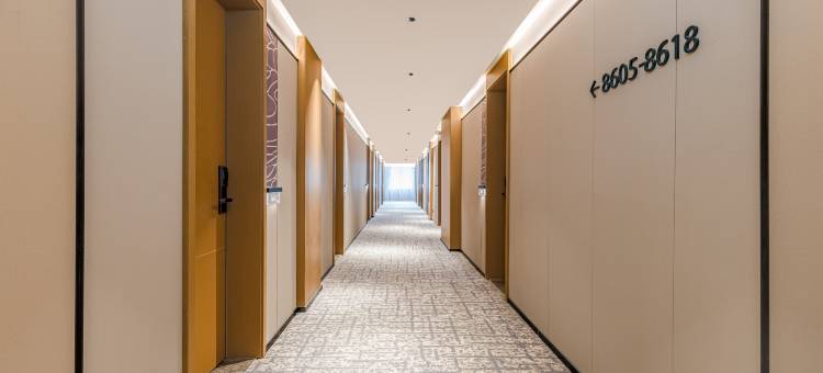 亚东山之极酒店图片