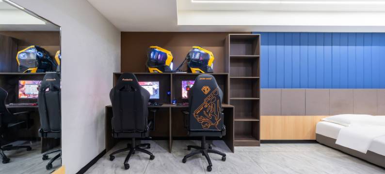 源计划电竞酒店(滨州山东航空学院店)图片