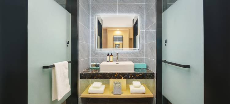 大连火车站中山广场颐居酒店图片
