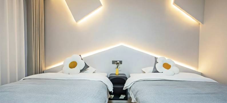 梦筑晓居(峨眉山高铁站报国寺店)图片