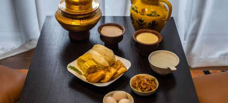 嘉央仓古·Shangri-La丨智能供氧暖轻奢度假美宿(独克宗古城店)图片