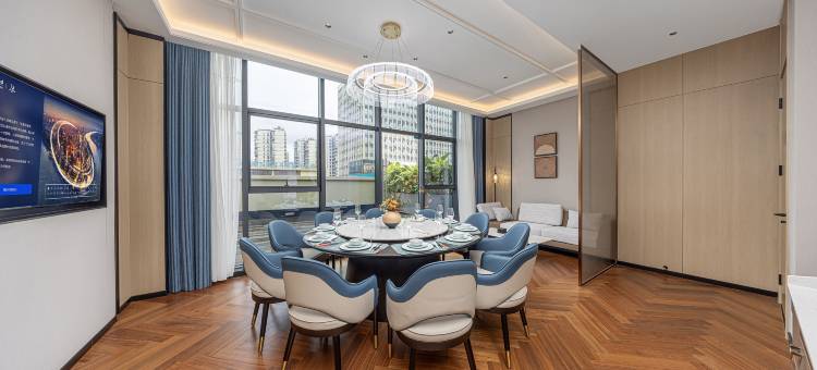 凯里亚德酒店(西昌邛海17度万达广场店)图片