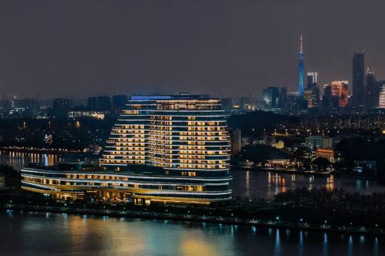 洲至奢選廣州香嵐官洲酒店