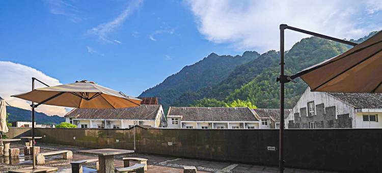 三清山华克山庄(东部金沙索道店)图片