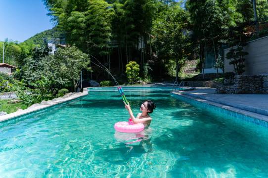 安吉牧云山谷·青鸟coffee|山野私汤·锦鲤游船度假美宿图片