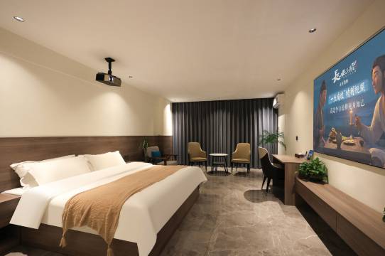 云端·澜居高空河景丨HighAltitude民宿(延吉延边大学网红墙店)