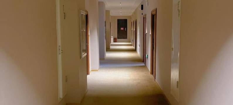 辽阳·君程酒店(白塔区辽宁建筑职业学院店)图片