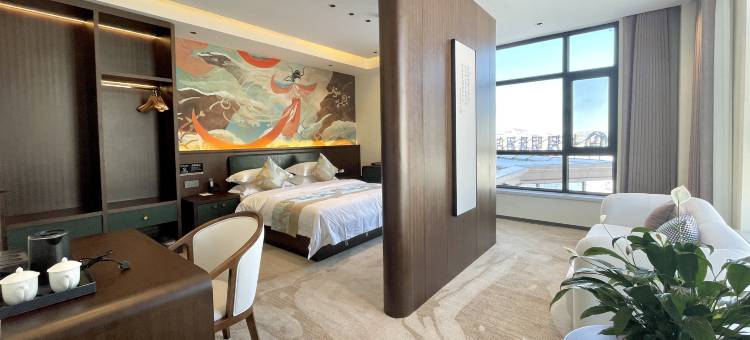 长泓明珠酒店(青格里狼山滑雪场店)图片