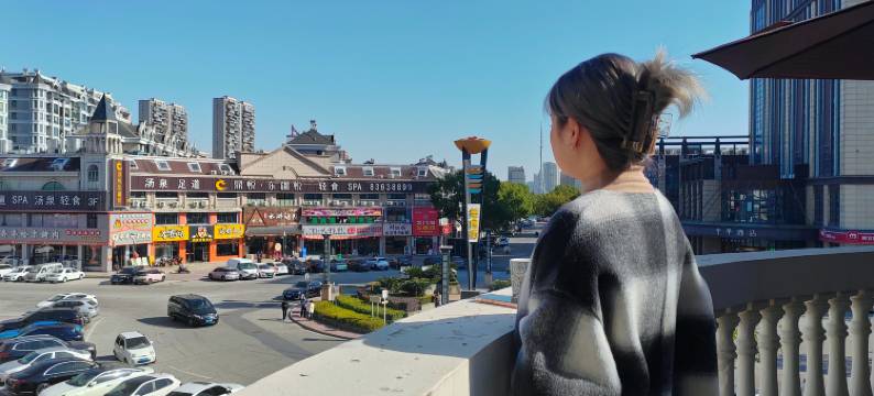 启东新古德酒店(申港城美食街店)图片