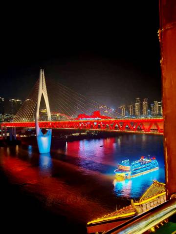 泊仟客高空江景民宿(解放碑洪崖洞店)