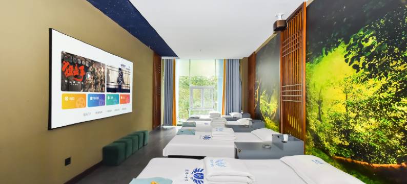 六枝特区卿卿大酒店图片