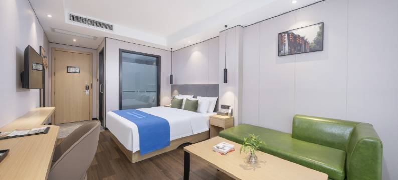 格林豪泰智选酒店(福州三坊七巷南门兜地铁站店)图片