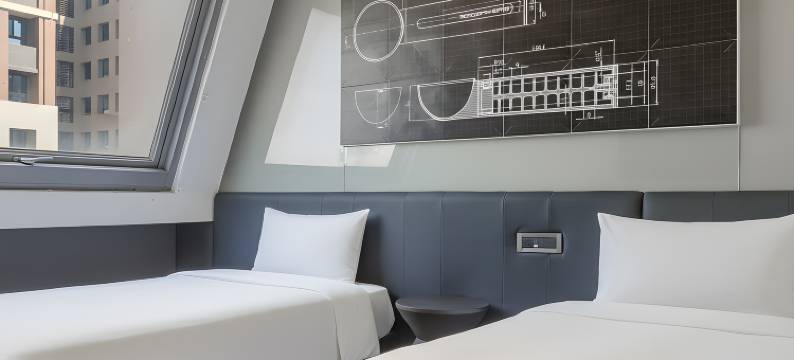 雀客旅馆台中黎明图片