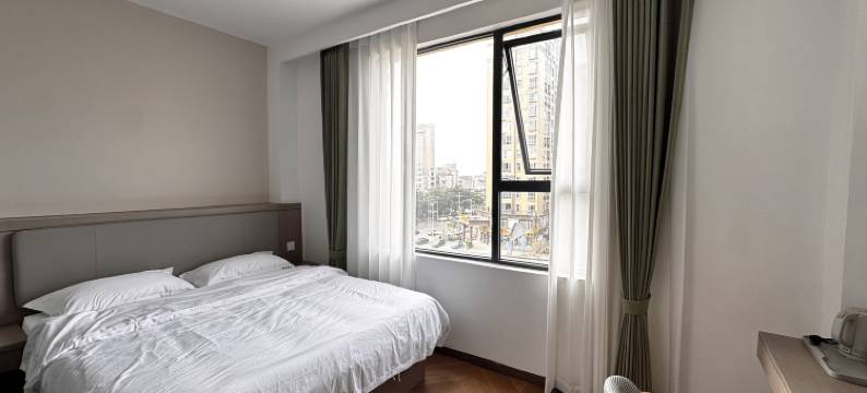 东兴纳杰宾馆(万尾金滩店)图片