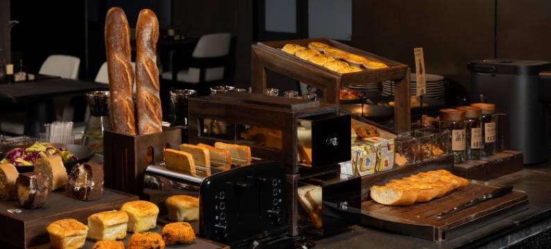 拉萨布达拉宫广场江苏路亚朵酒店图片