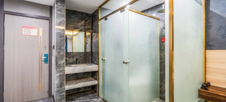 天聚文化酒店(平南商业步行街店)图片