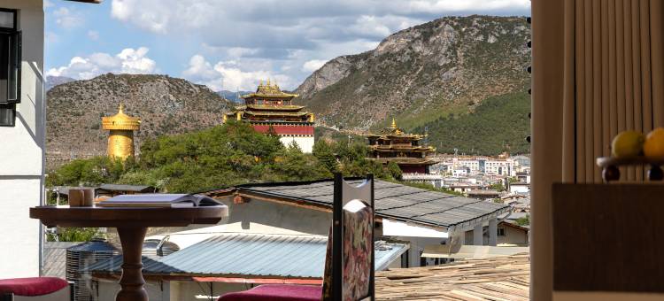 香格里拉弗朗斯·France 私邸(独克宗古城大佛寺转经筒店)图片